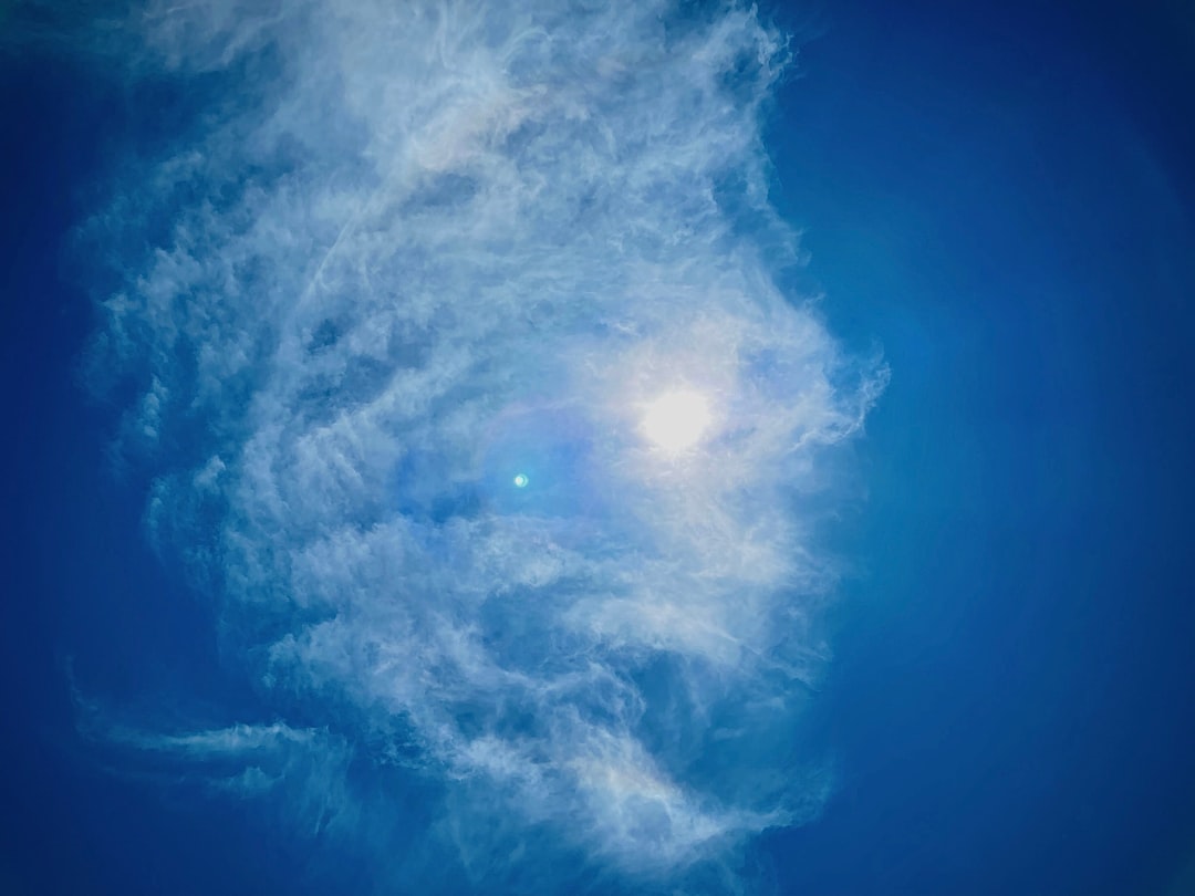 Rüyada bulut görmek ne anlama gelir: rüya tabirleri ve ipuçları