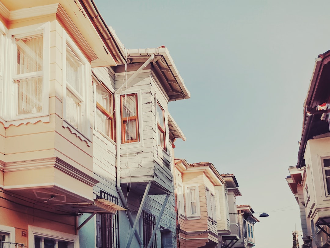 Rüyada Ev Görmek Ne Anlama Gelir: Aile Dinamikleri