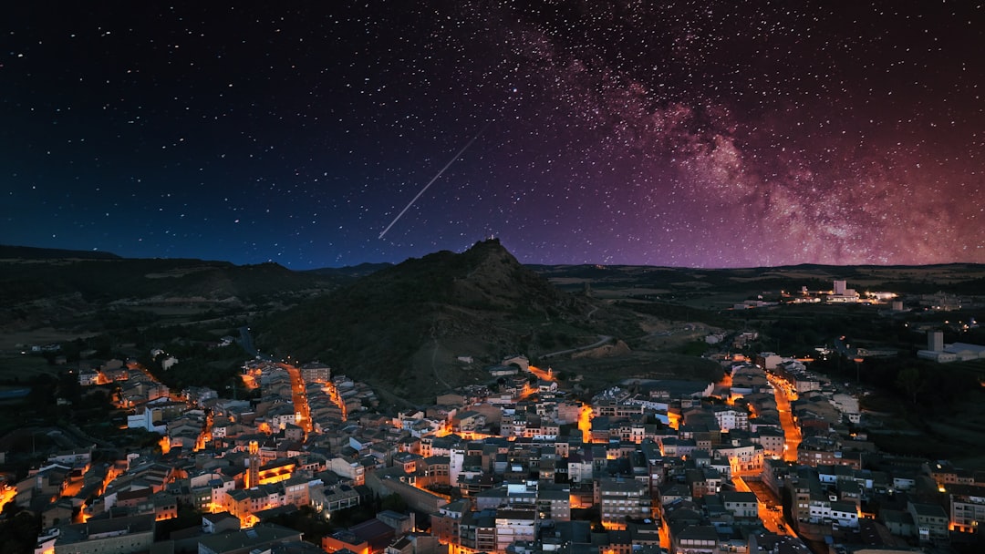 Rüyada Meteor Görmek: Ne Anlama Gelir ve Rüya Tabirleri