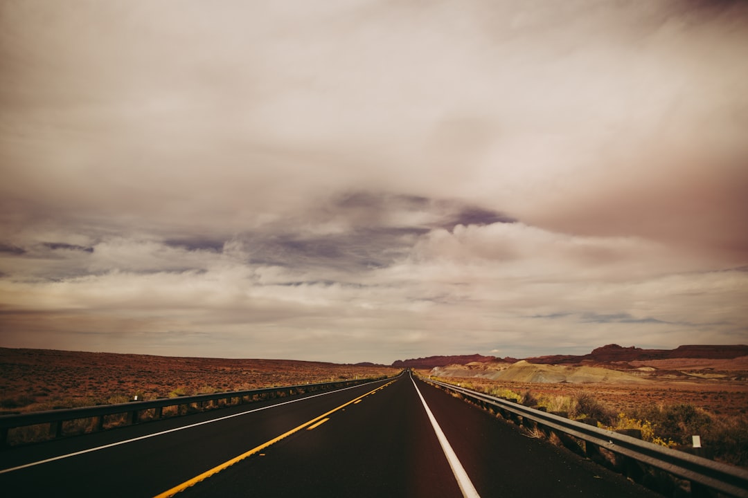 Rüyada Yol Ayrımı Sembolleri ve İçsel Rehberlik